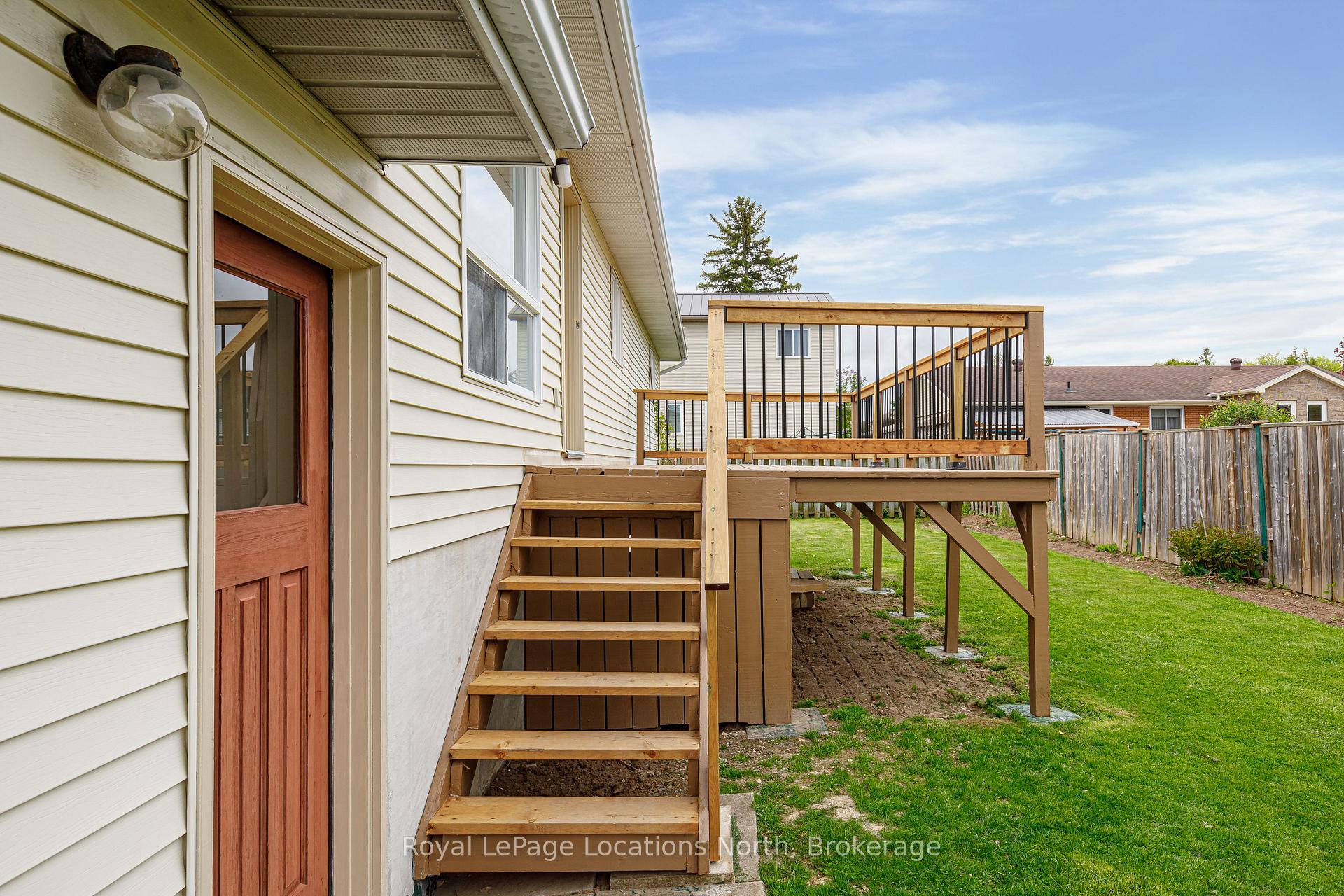 Photo 10 of 386 Walnut Street, Collingwood — HOMEH
