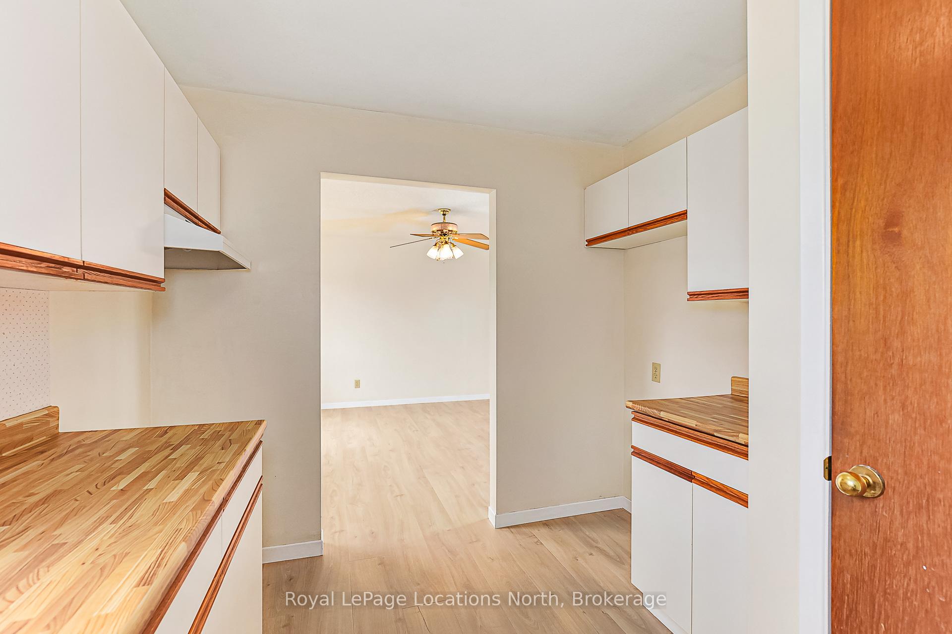 Photo 16 of 386 Walnut Street, Collingwood — HOMEH