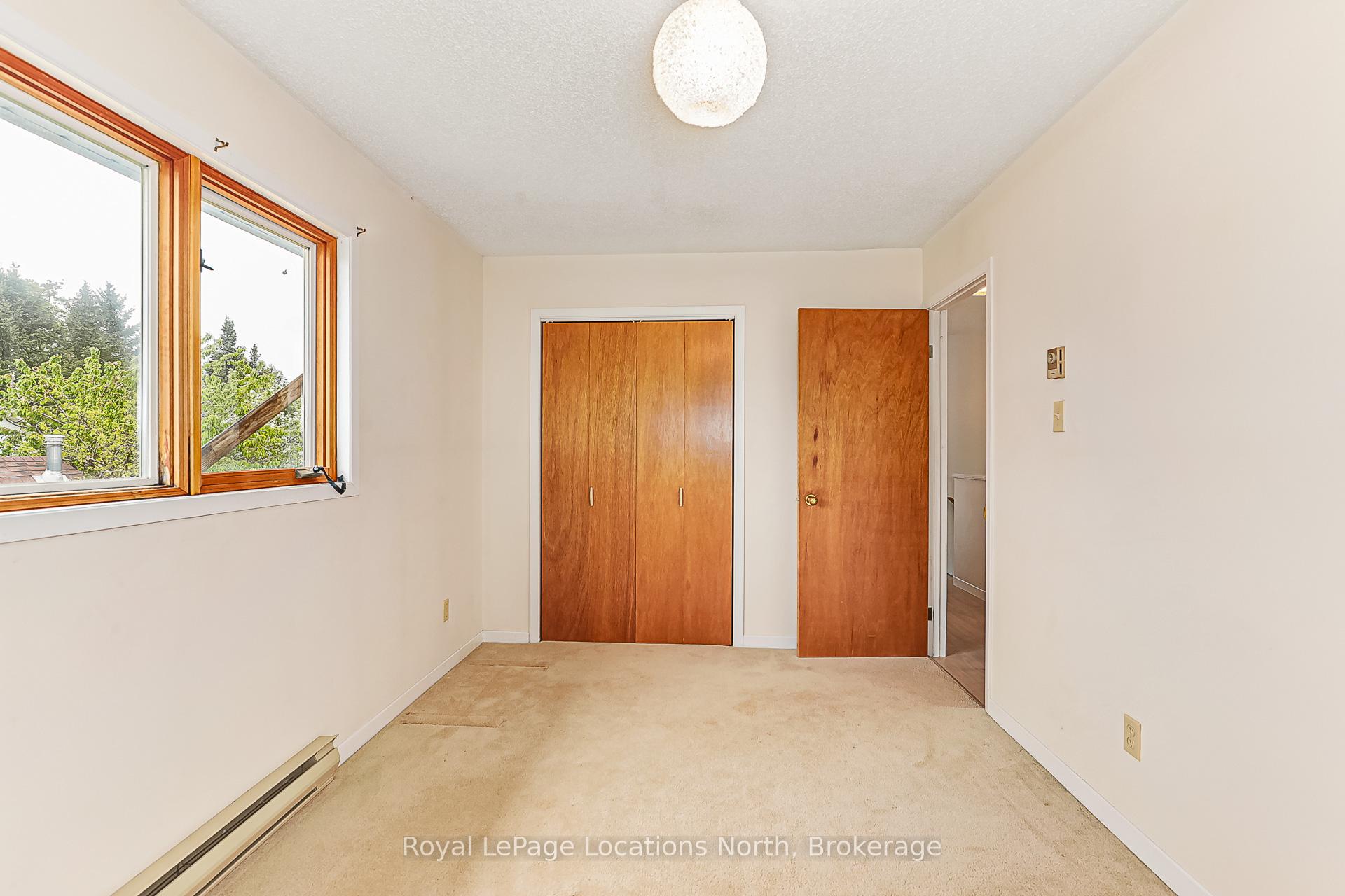 Photo 23 of 386 Walnut Street, Collingwood — HOMEH