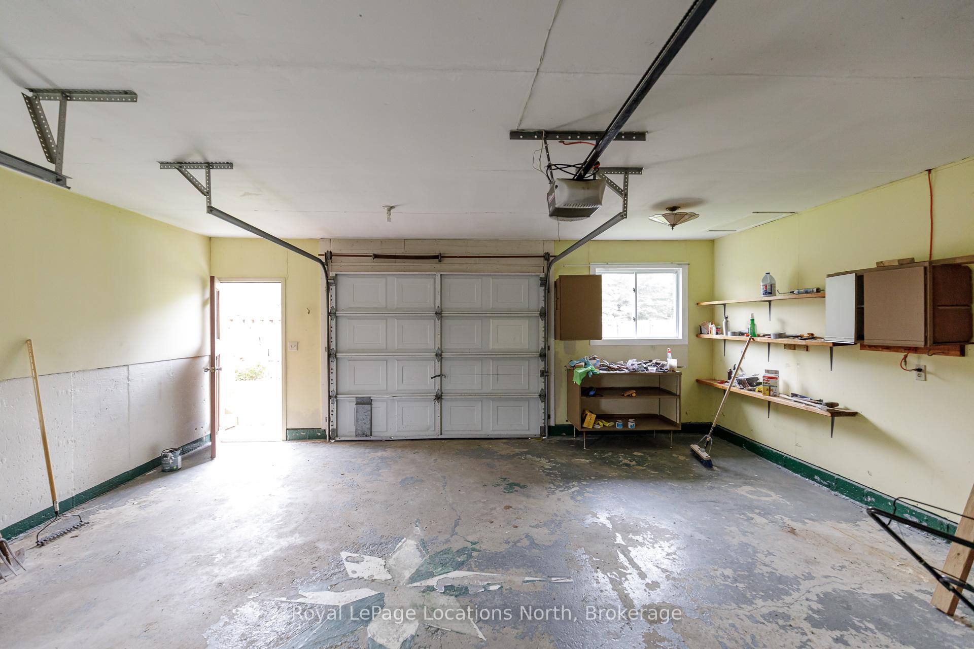 Photo 29 of 386 Walnut Street, Collingwood — HOMEH