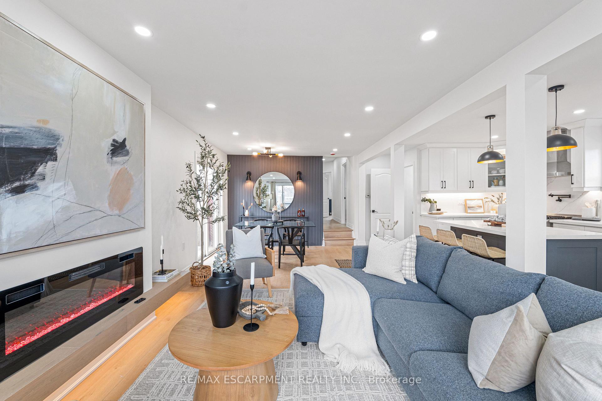 Photo 6 of 20 Walter Avenue S, Hamilton, Normanhurst — HOMEH