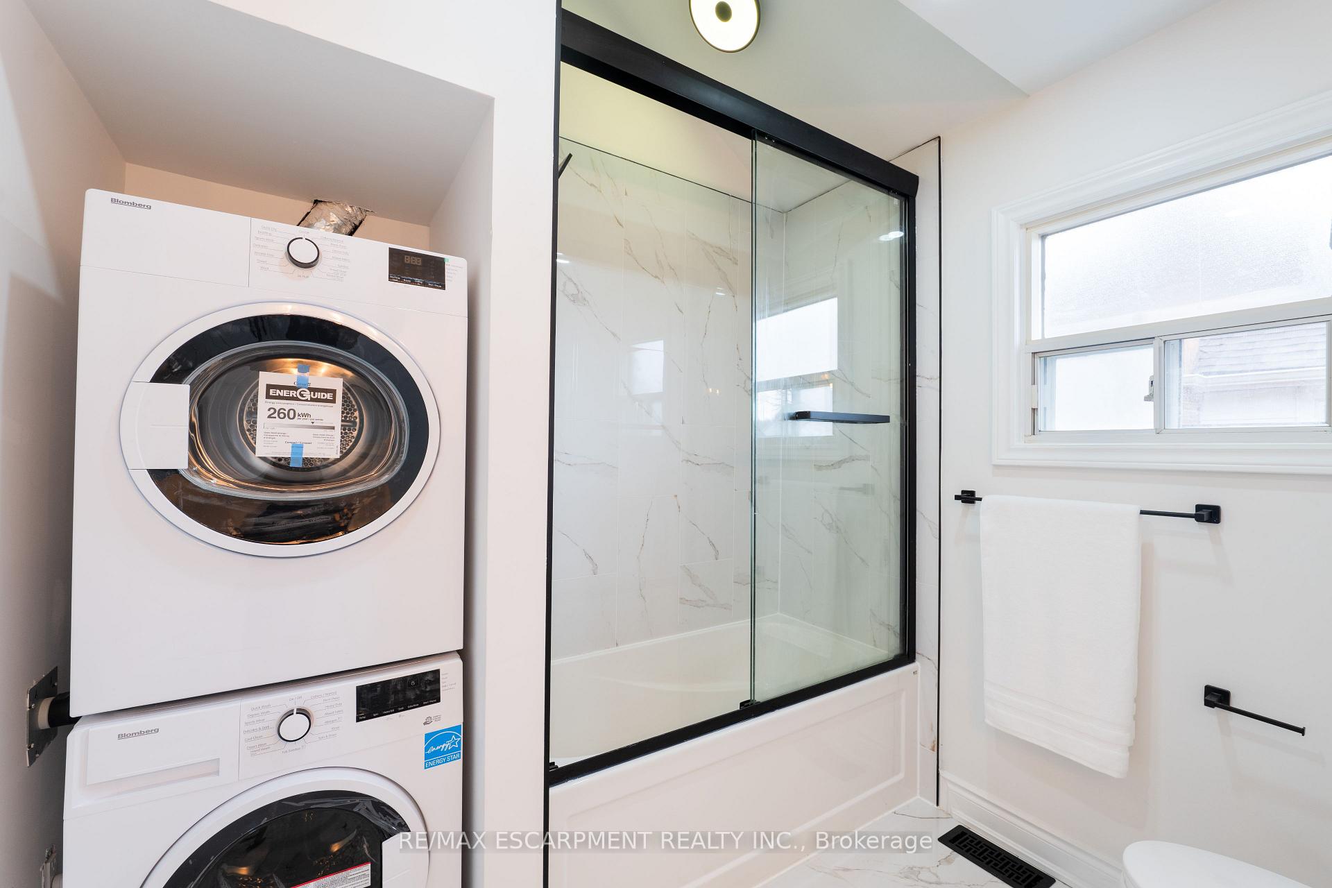 Photo 8 of 20 Walter Avenue S, Hamilton, Normanhurst — HOMEH