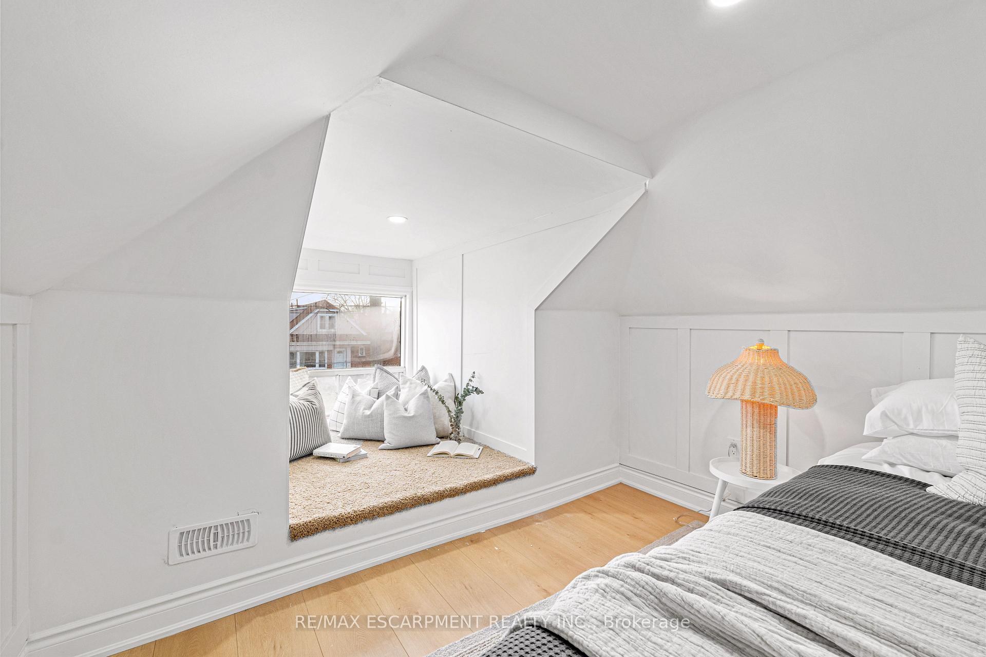 Photo 16 of 20 Walter Avenue S, Hamilton, Normanhurst — HOMEH