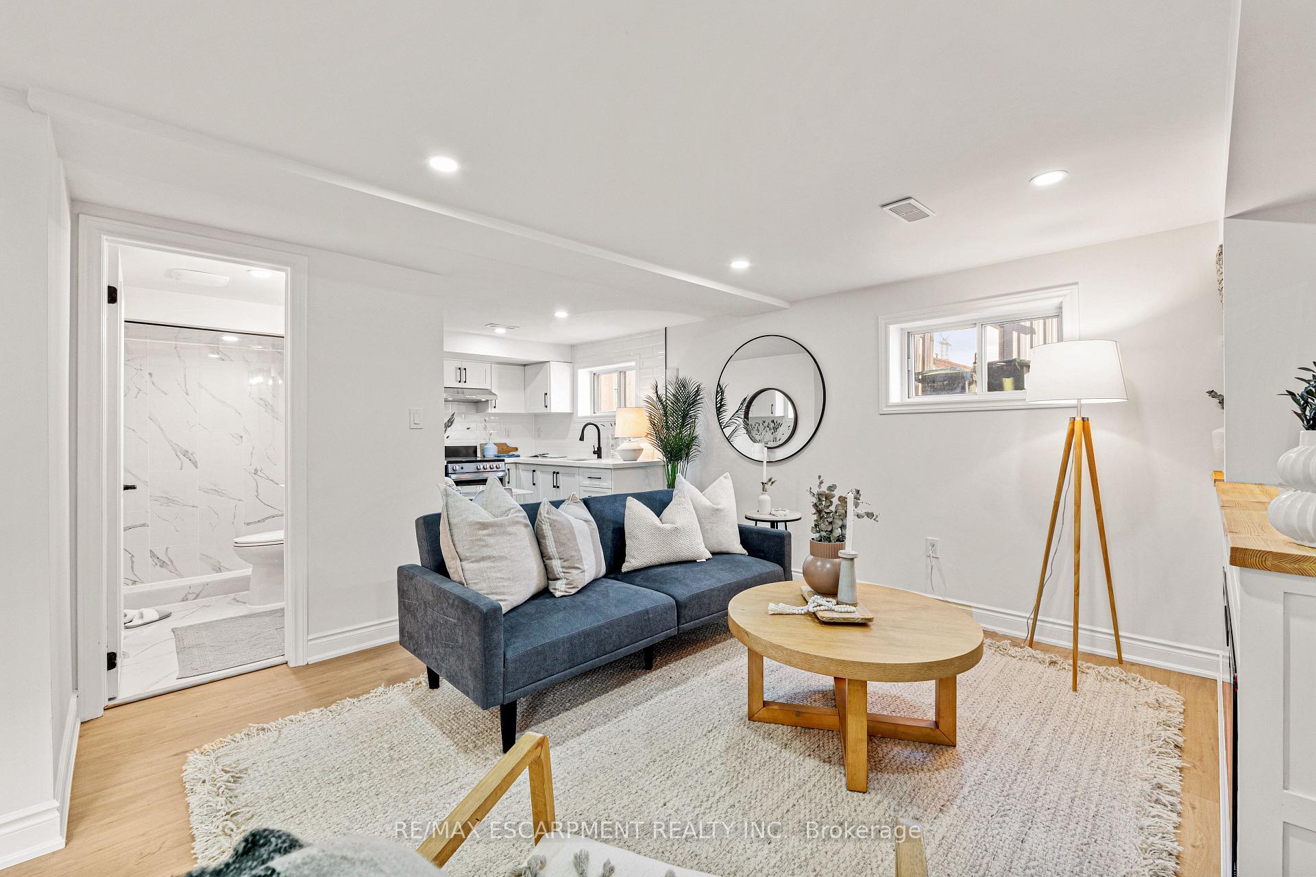 Photo 26 of 20 Walter Avenue S, Hamilton, Normanhurst — HOMEH