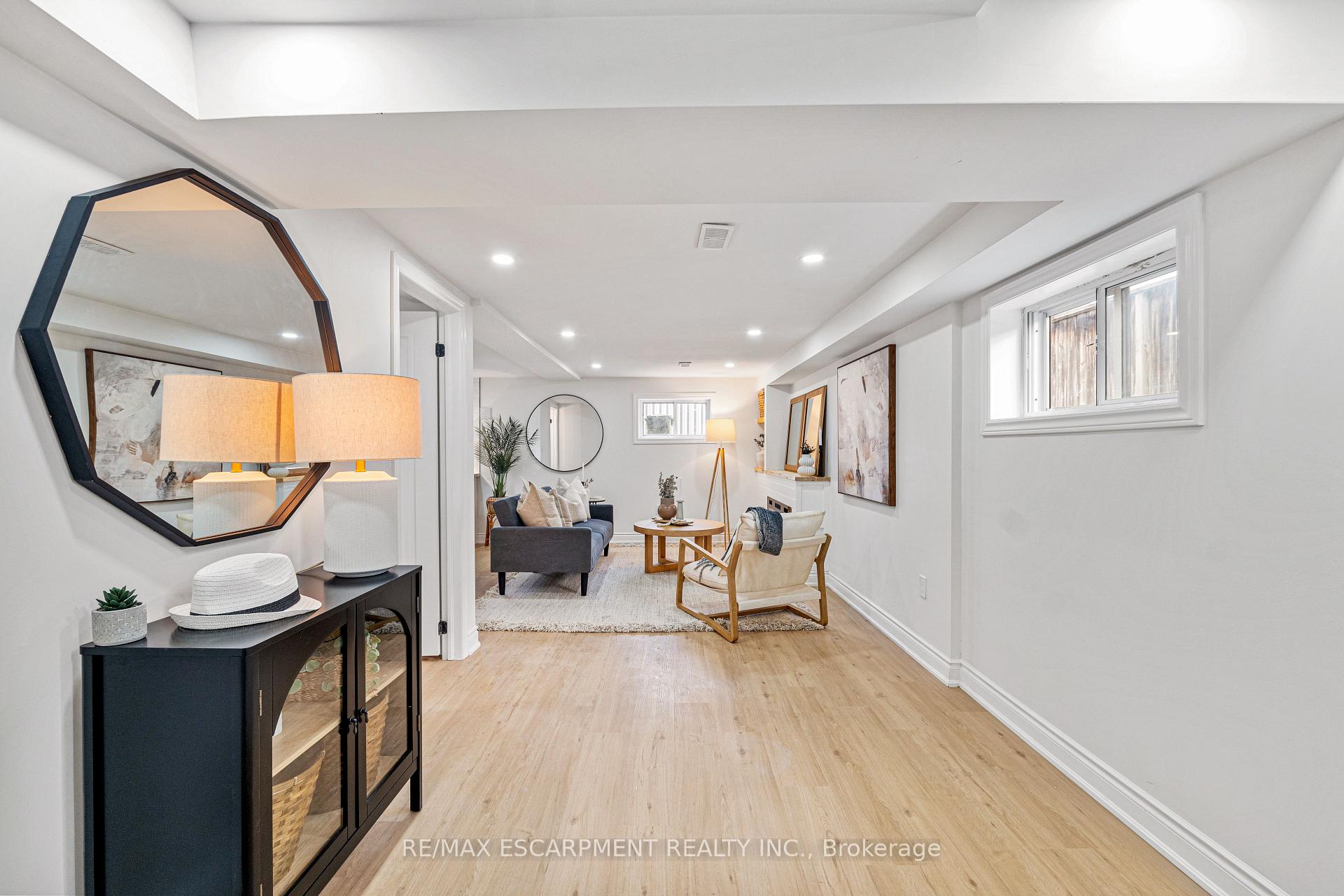 Photo 30 of 20 Walter Avenue S, Hamilton, Normanhurst — HOMEH