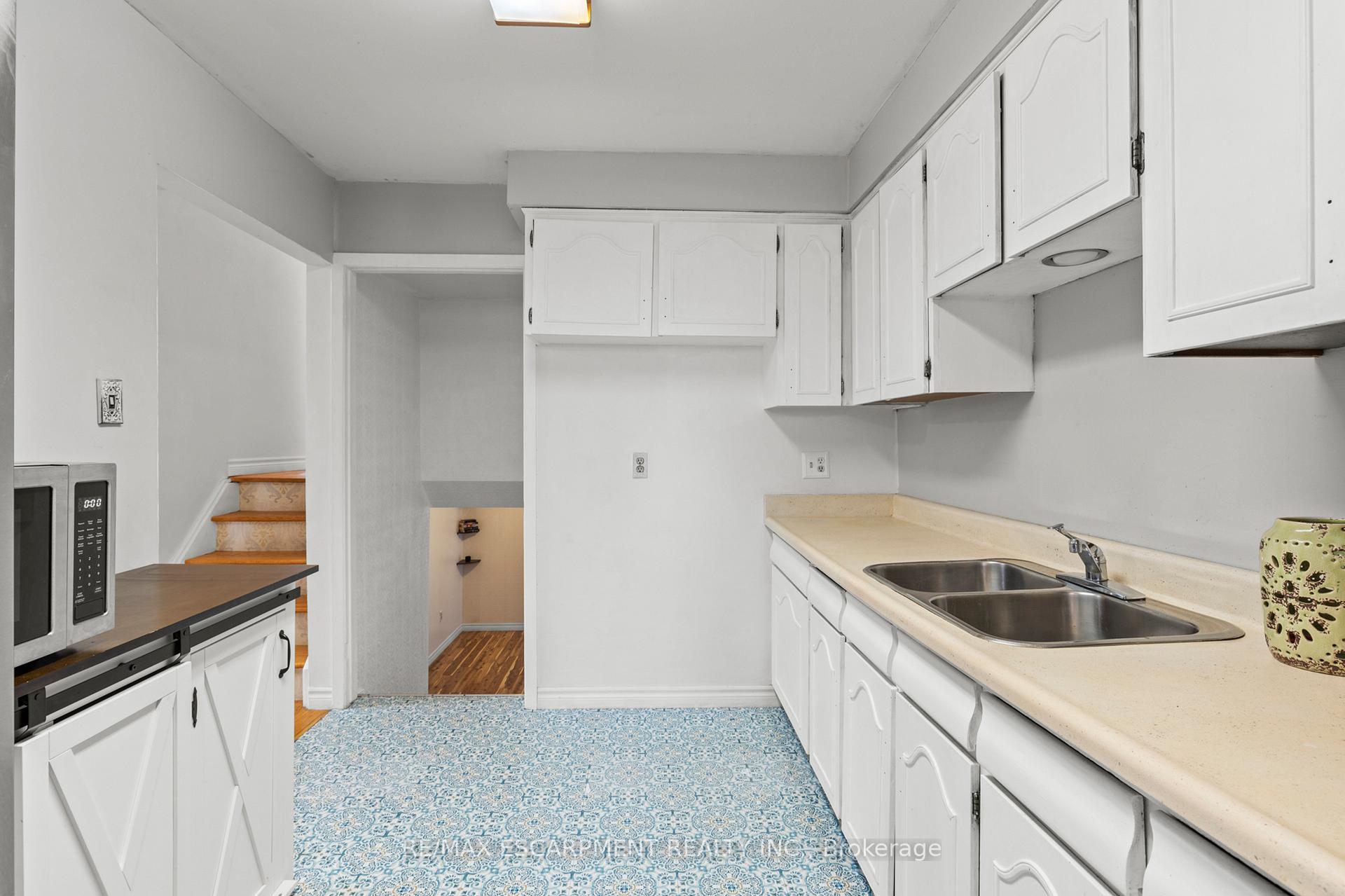 Photo 17 of 1 Glendee Court, Hamilton, Rosedale — HOMEH