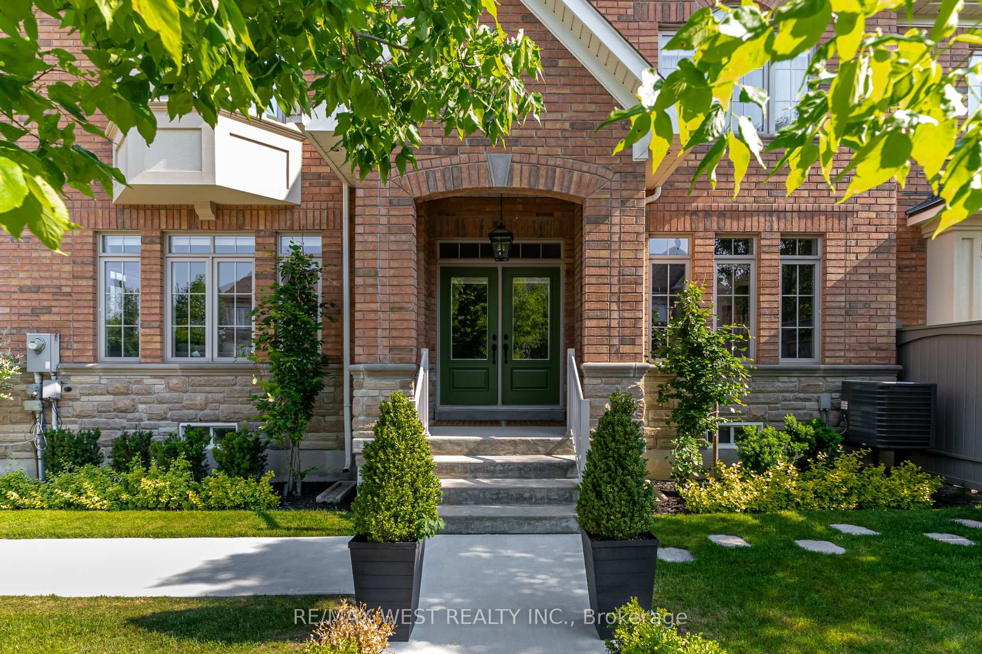 Photo 34 of 177 Wardlaw Place, Vaughan, Vellore Village — HOMEH