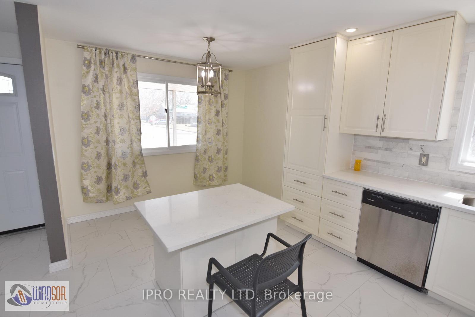 Photo 13 of 1697 Westcott Road, Windsor — HOMEH