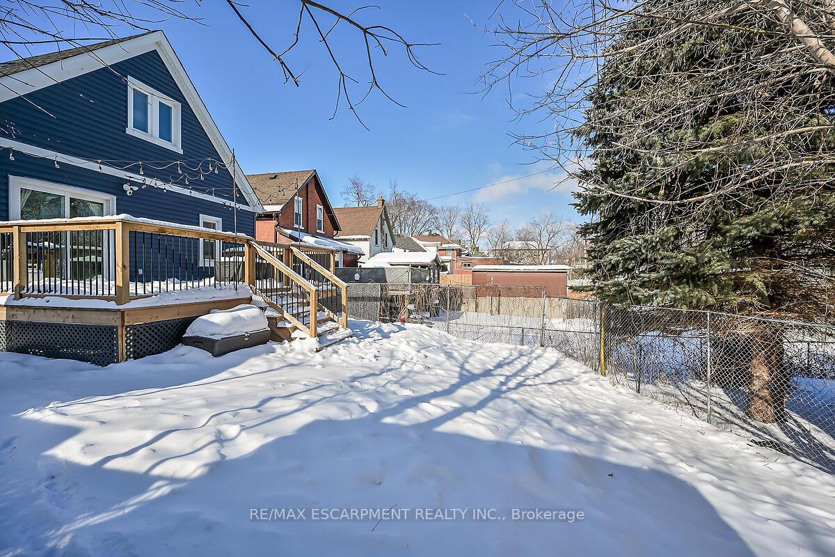 Photo 24 of 168 Mill Street, Kitchener — HOMEH