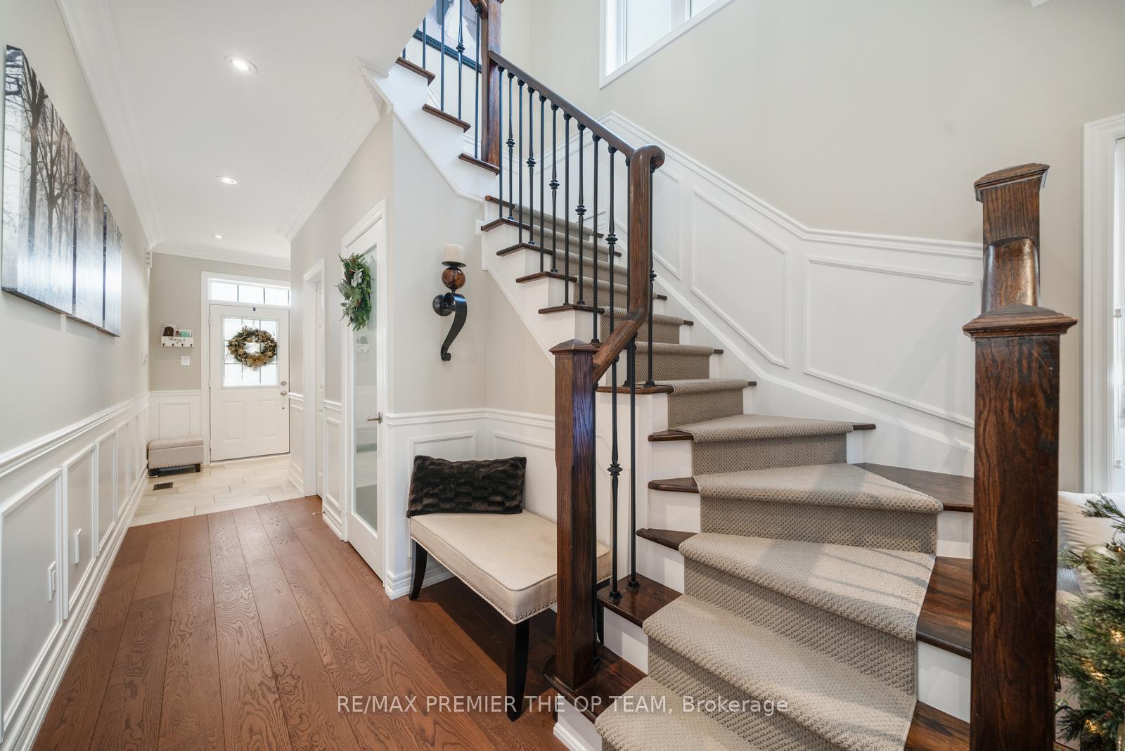 Photo 11 of 78 Gentile Circle, Vaughan, Elder Mills — HOMEH