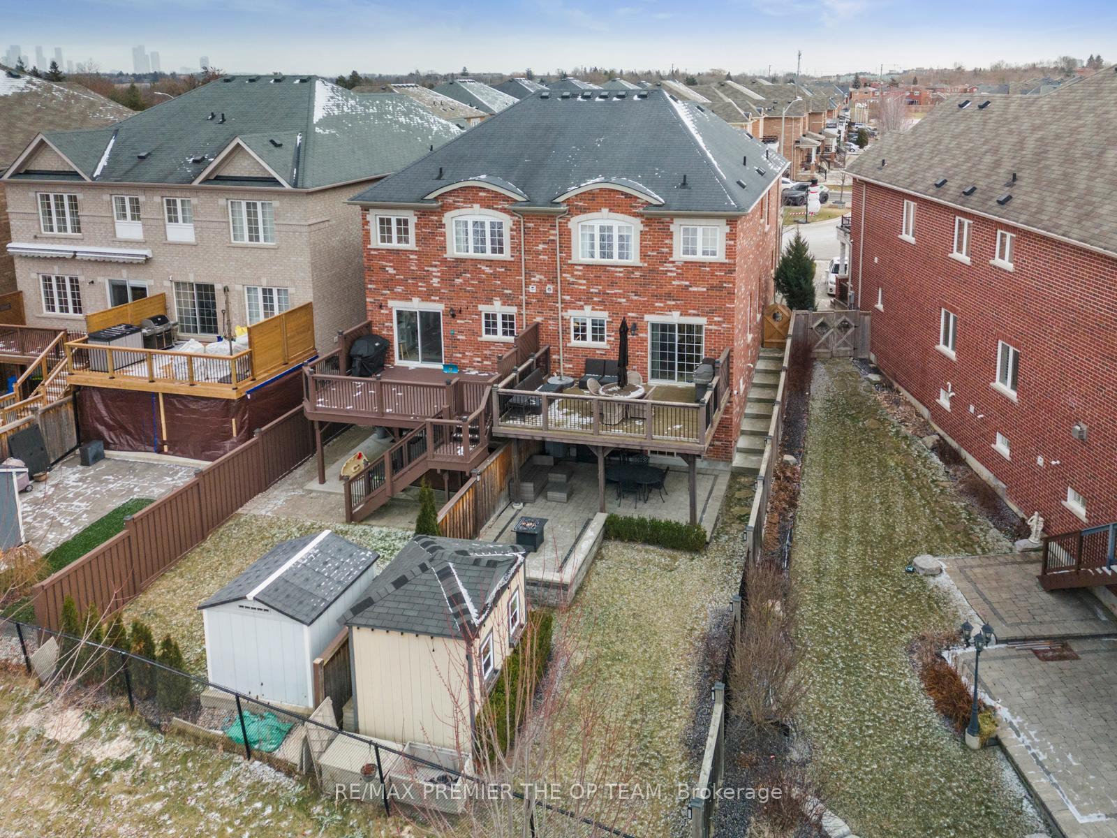 Photo 35 of 78 Gentile Circle, Vaughan, Elder Mills — HOMEH
