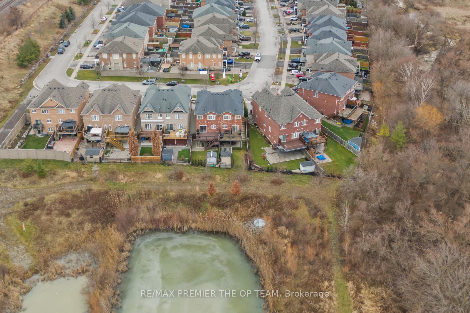 Photo 38 of 78 Gentile Circle, Vaughan, Elder Mills — HOMEH