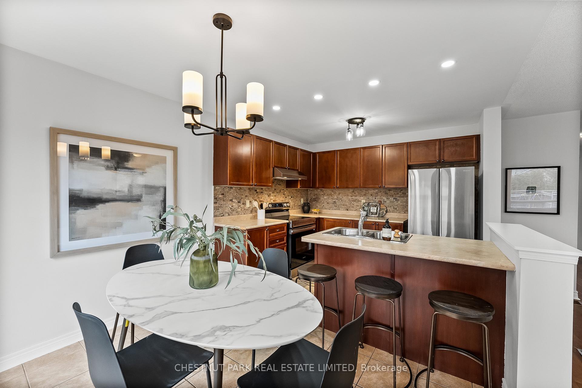 Photo 13 of 3 Bolster Lane, Uxbridge — HOMEH
