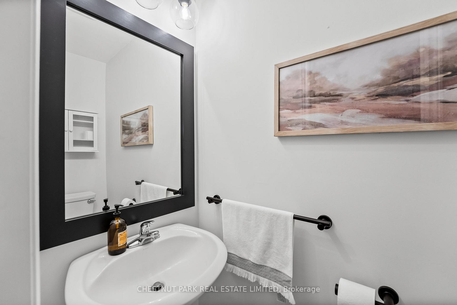 Photo 11 of 3 Bolster Lane, Uxbridge — HOMEH