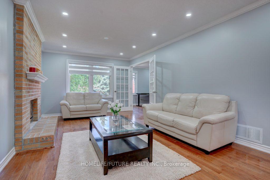 Photo 4 of 554 Rougemount Drive, Pickering, Rosebank — HOMEH