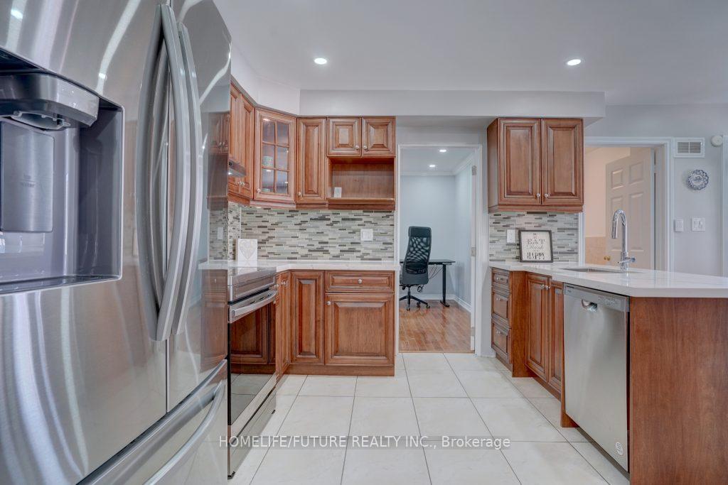 Photo 18 of 554 Rougemount Drive, Pickering, Rosebank — HOMEH