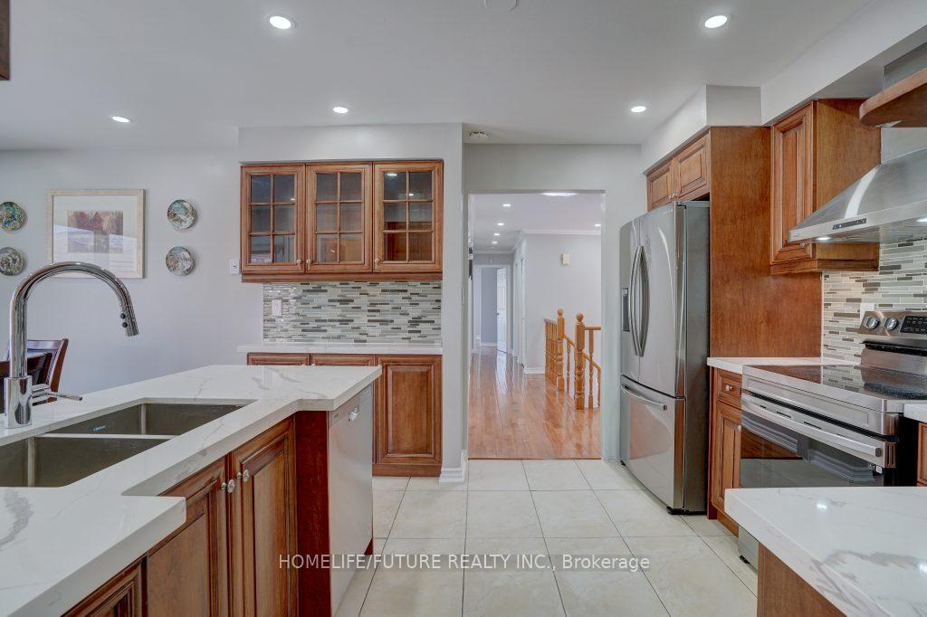 Photo 11 of 554 Rougemount Drive, Pickering, Rosebank — HOMEH