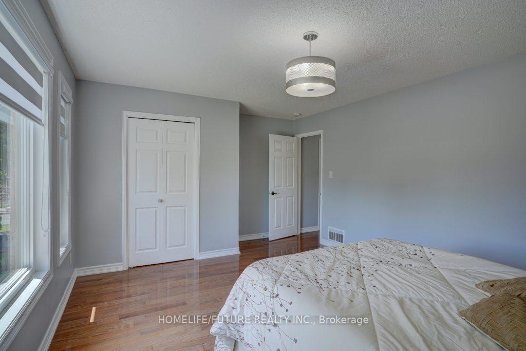Photo 19 of 554 Rougemount Drive, Pickering, Rosebank — HOMEH