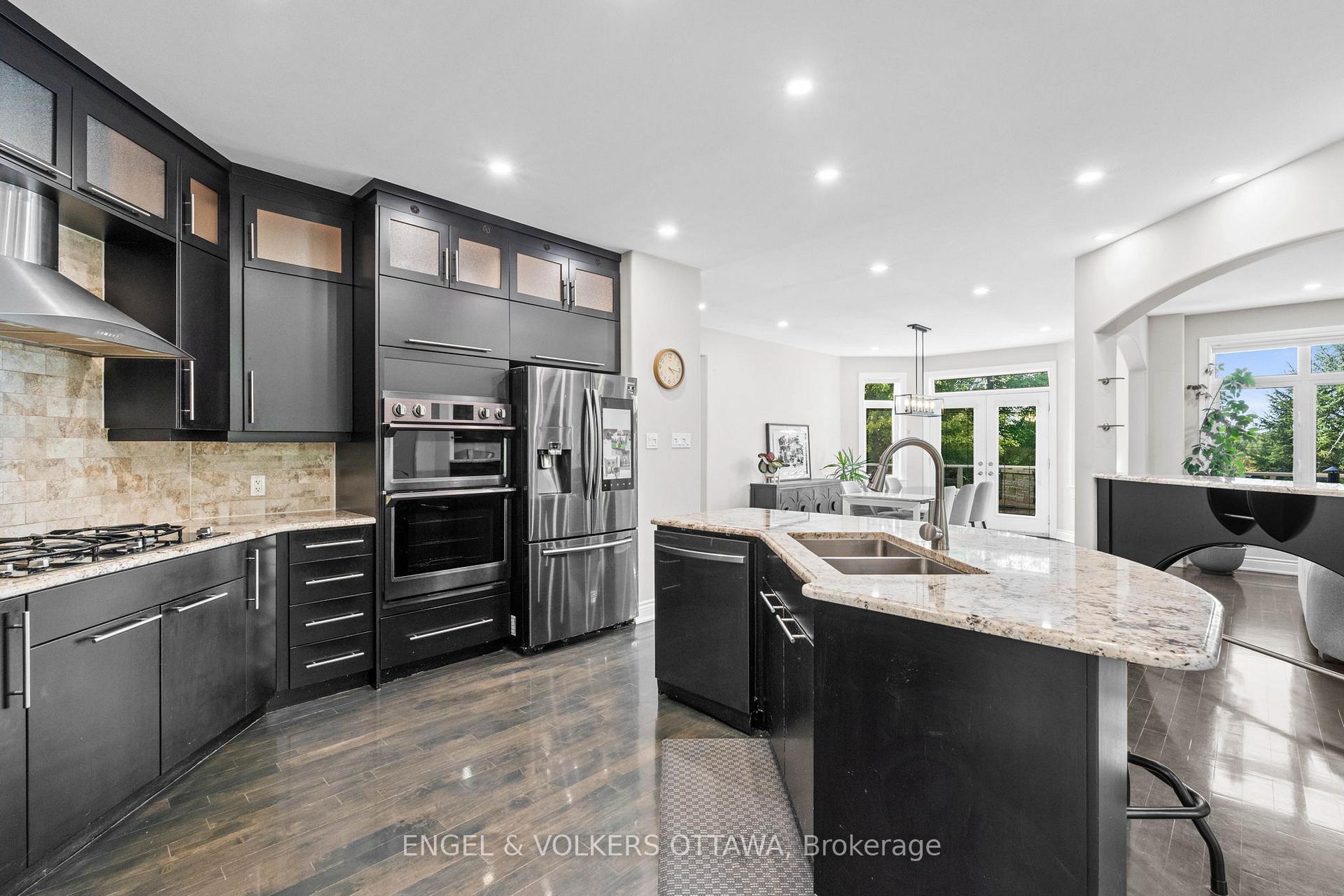 Photo 10 of 1028 Rick Hansen Crescent, Ottawa, Greely — HOMEH
