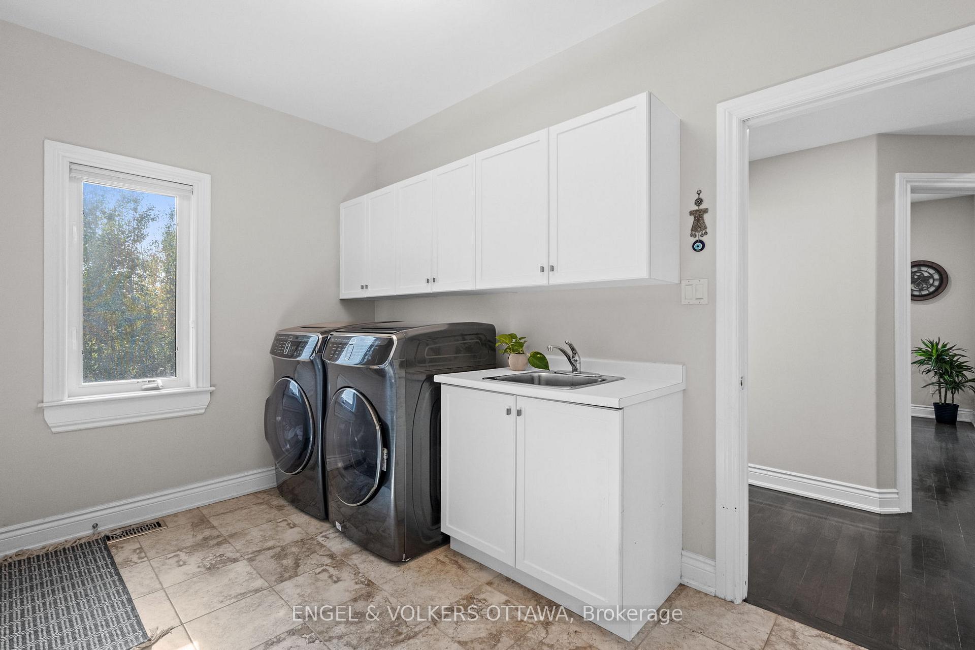 Photo 21 of 1028 Rick Hansen Crescent, Ottawa, Greely — HOMEH