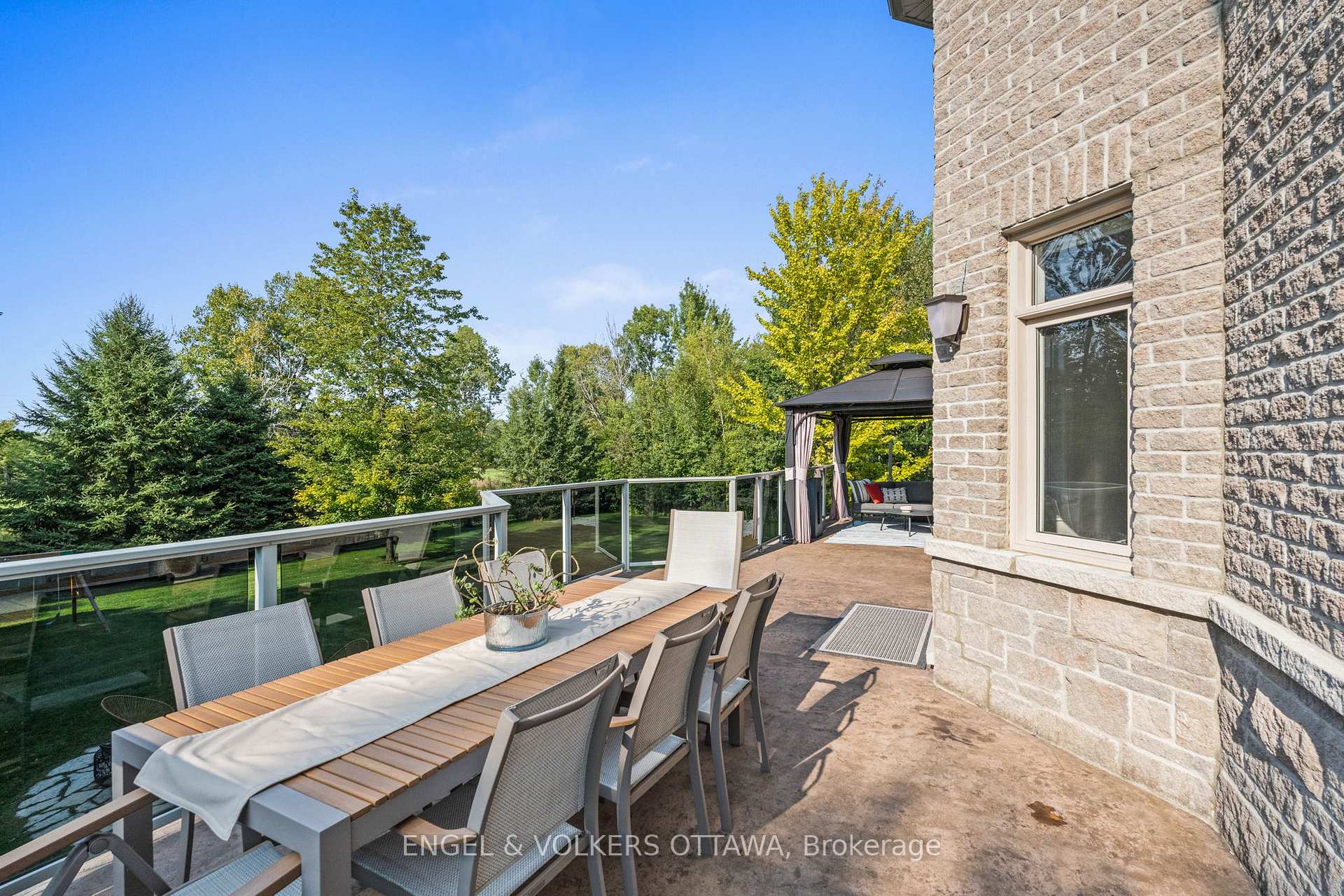 Photo 22 of 1028 Rick Hansen Crescent, Ottawa, Greely — HOMEH