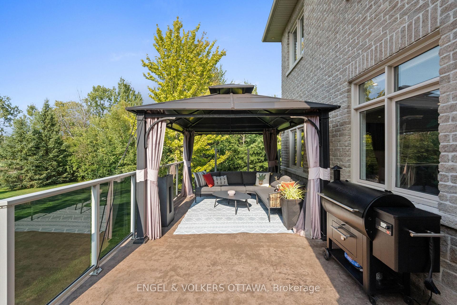 Photo 23 of 1028 Rick Hansen Crescent, Ottawa, Greely — HOMEH