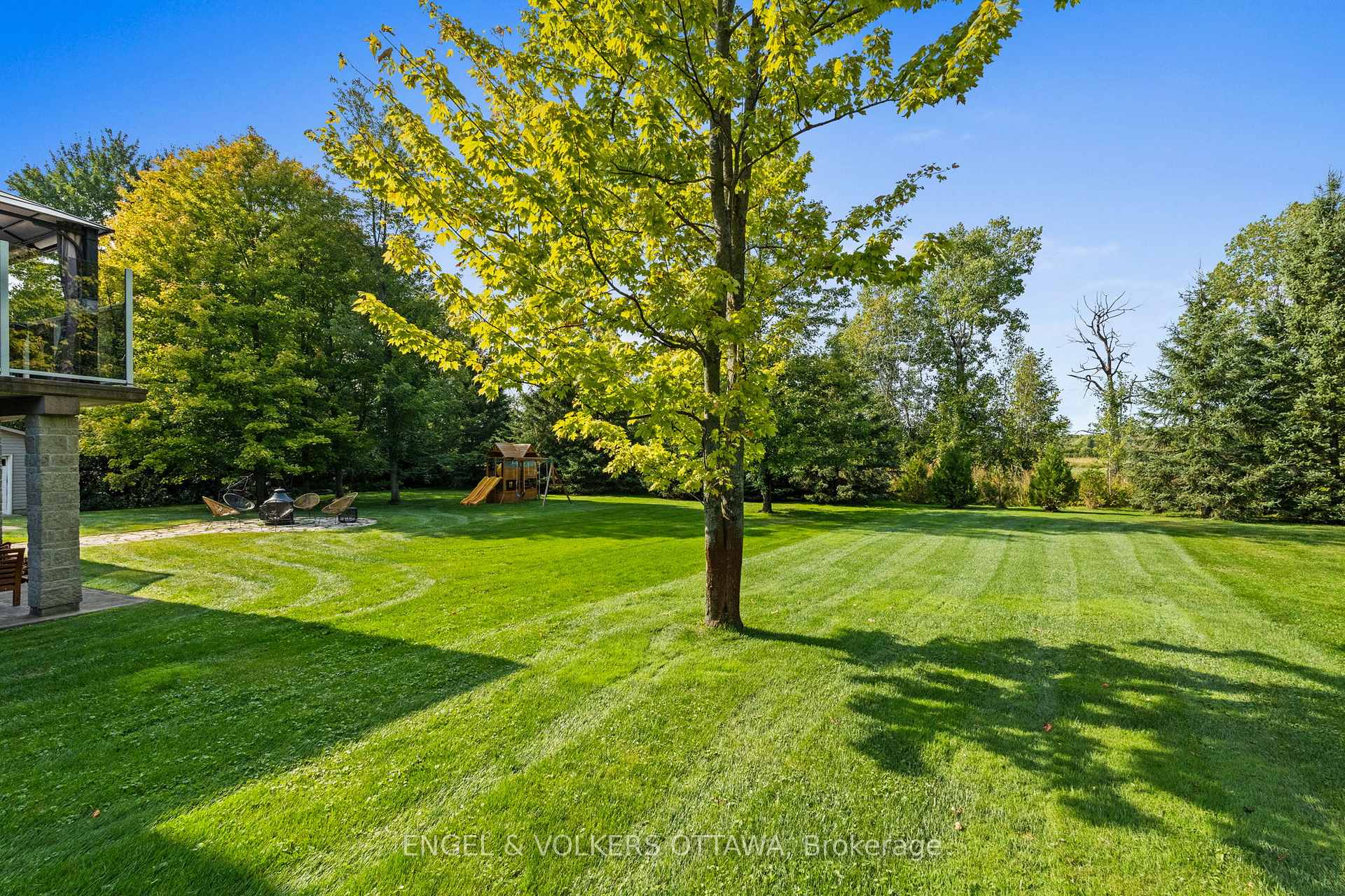 Photo 49 of 1028 Rick Hansen Crescent, Ottawa, Greely — HOMEH