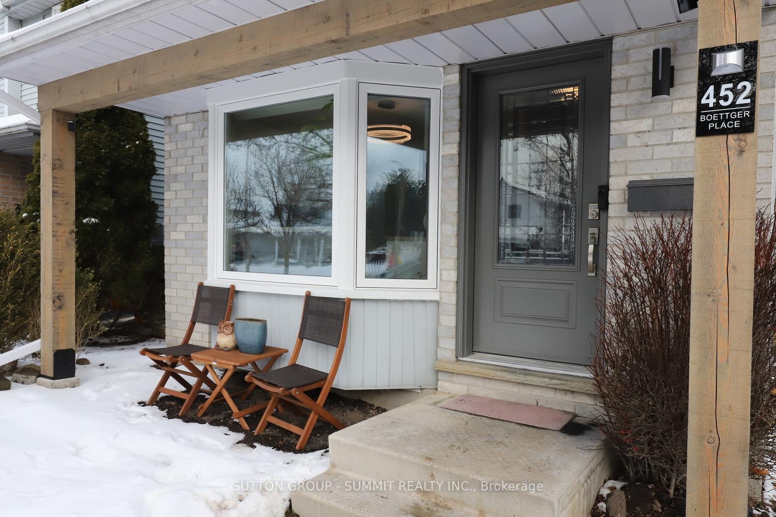 Photo 10 of 452 Boettger Place, Waterloo, Lincoln Village — HOMEH