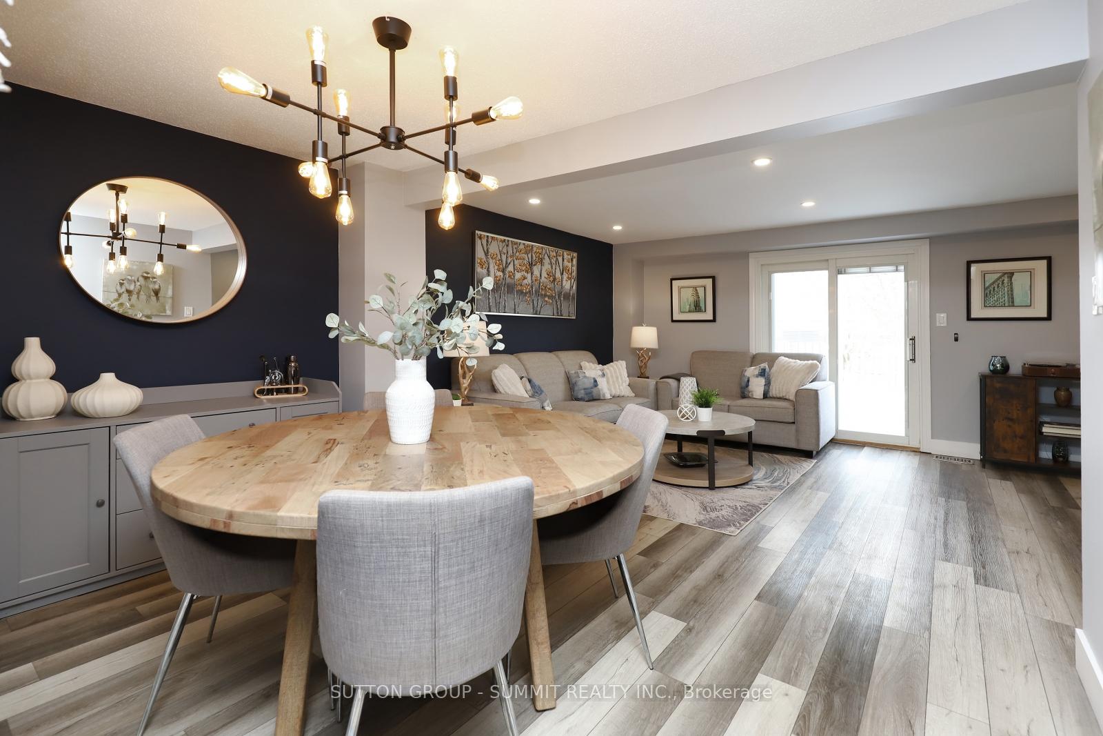 Photo 8 of 452 Boettger Place, Waterloo, Lincoln Village — HOMEH