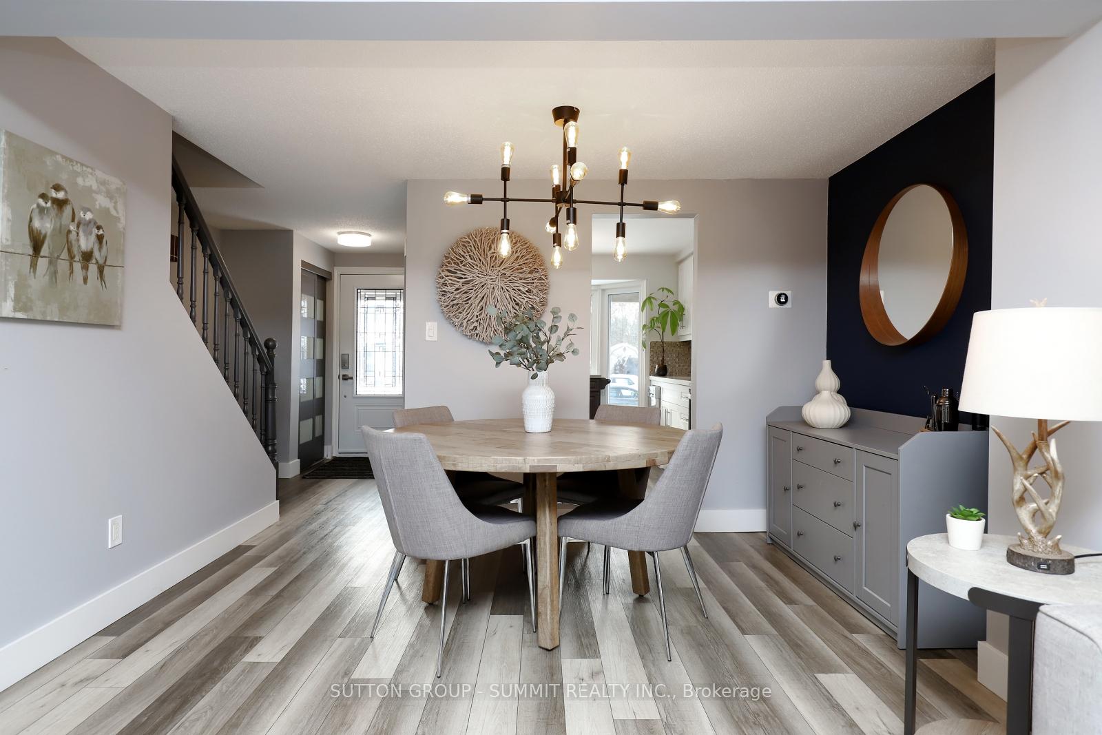 Photo 13 of 452 Boettger Place, Waterloo, Lincoln Village — HOMEH