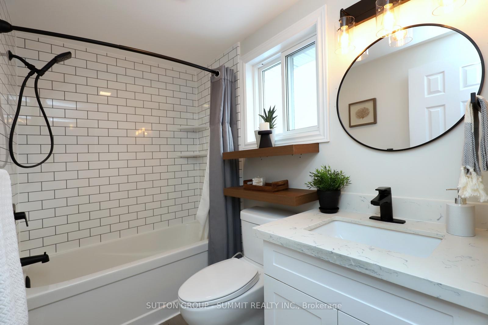 Photo 22 of 452 Boettger Place, Waterloo, Lincoln Village — HOMEH