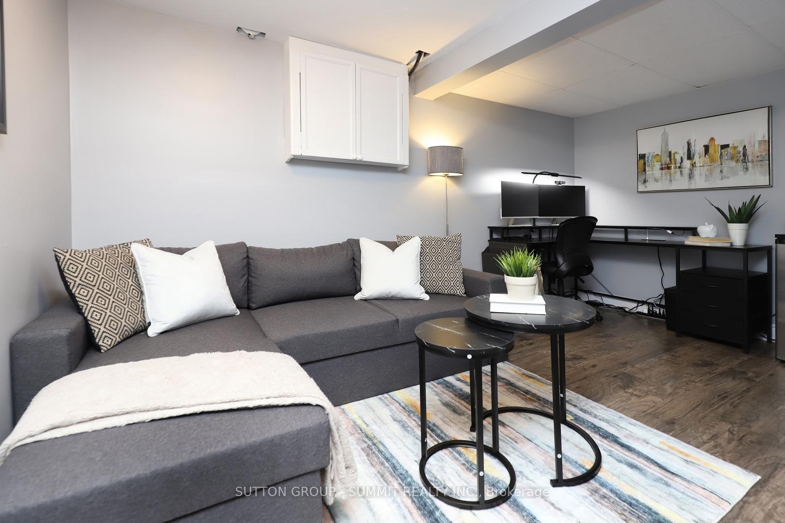 Photo 34 of 452 Boettger Place, Waterloo, Lincoln Village — HOMEH