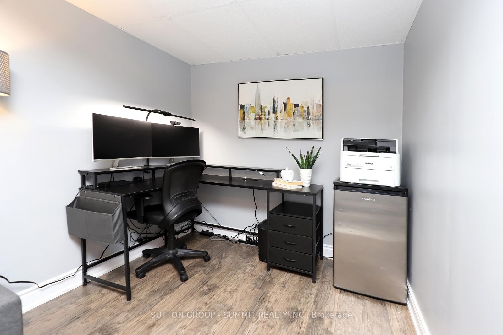 Photo 32 of 452 Boettger Place, Waterloo, Lincoln Village — HOMEH