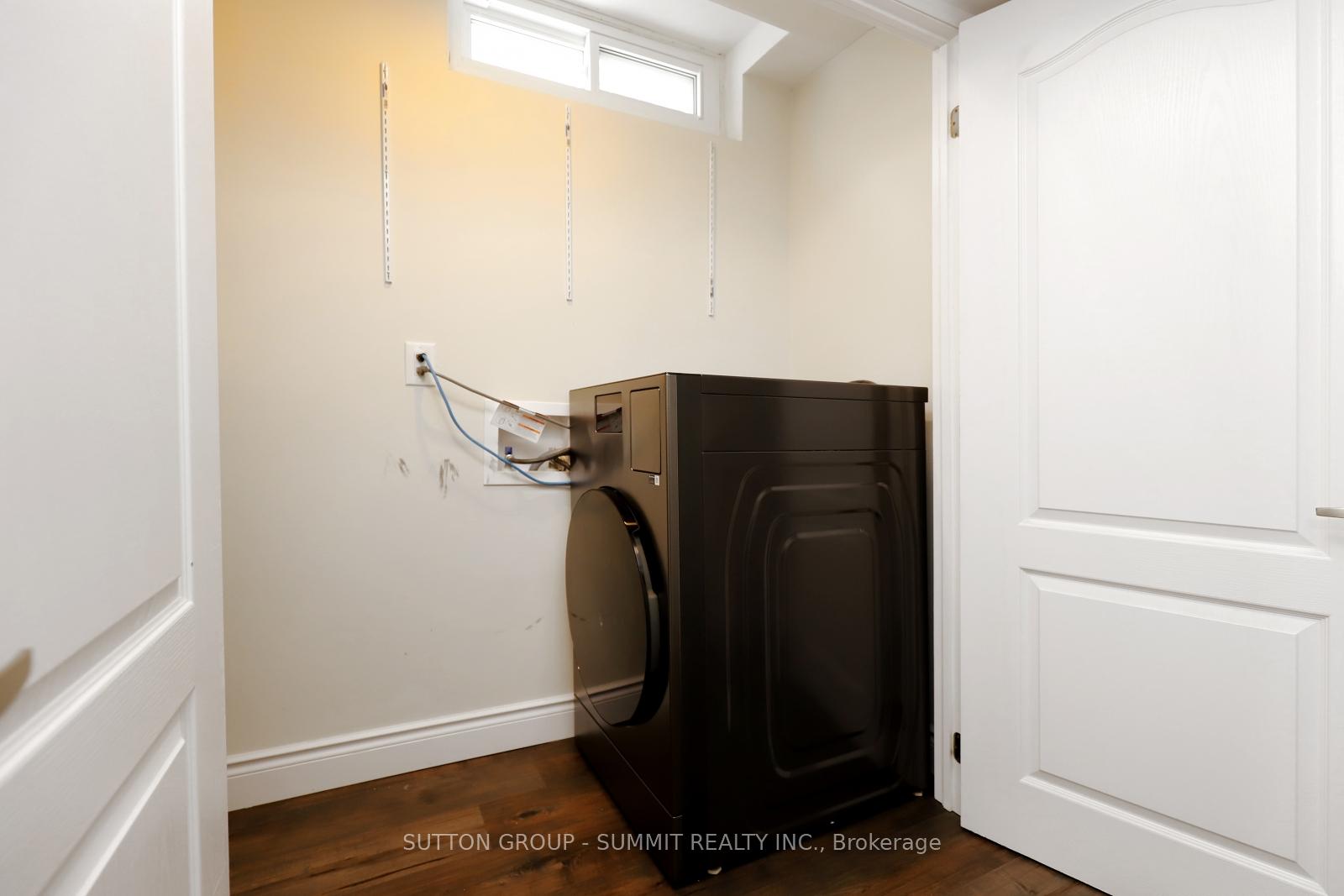 Photo 31 of 452 Boettger Place, Waterloo, Lincoln Village — HOMEH
