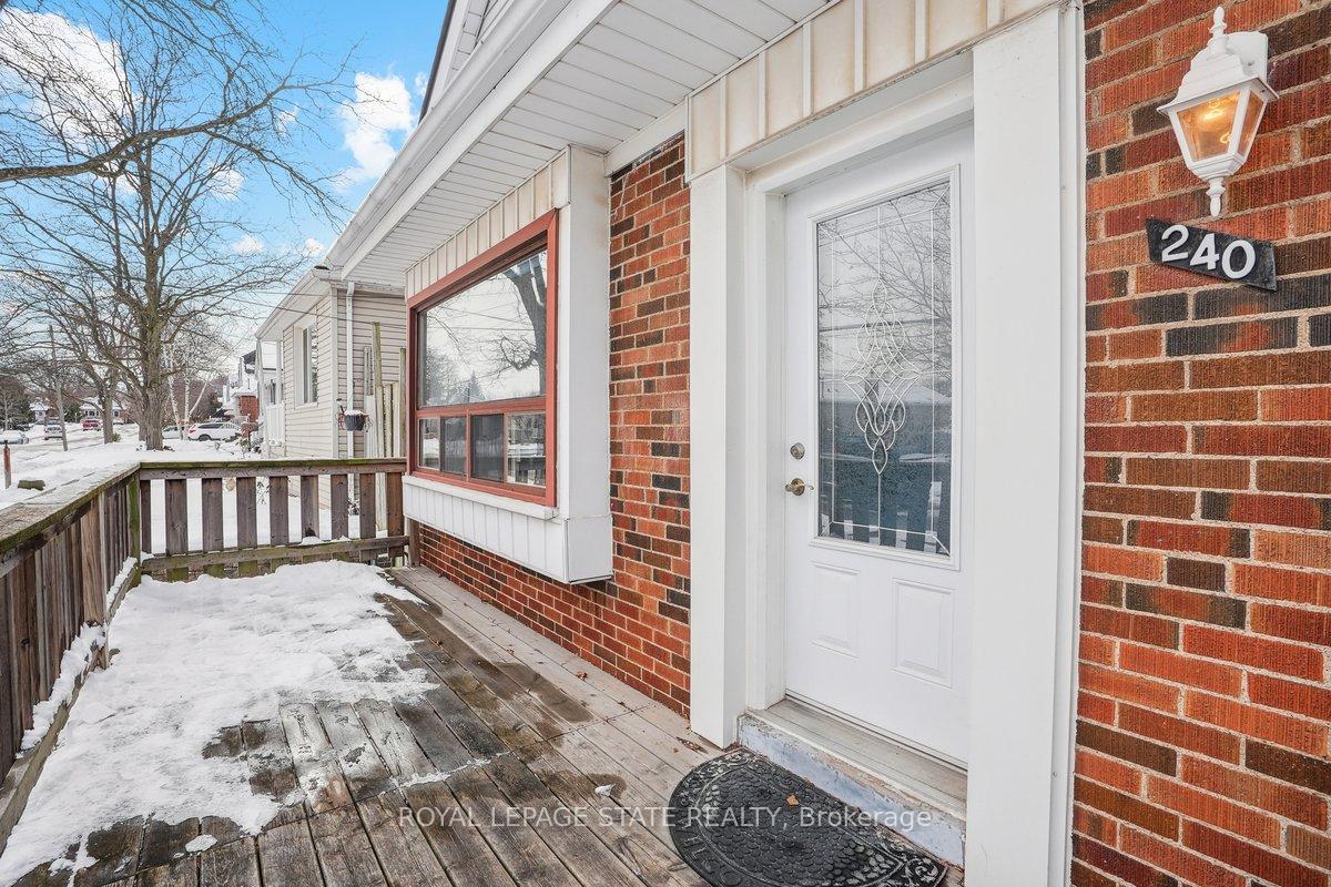 Photo 5 of 240 Cloverdale Avenue, Hamilton, Rosedale — HOMEH