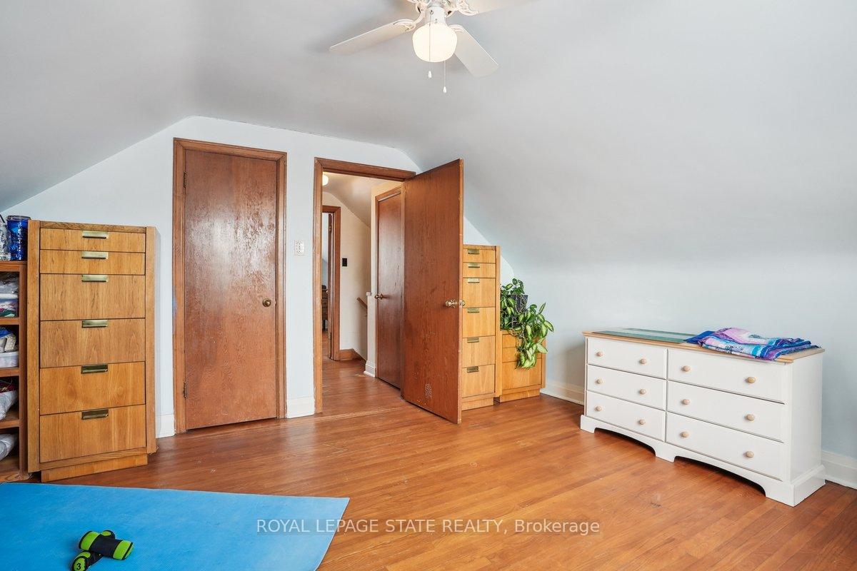 Photo 15 of 240 Cloverdale Avenue, Hamilton, Rosedale — HOMEH