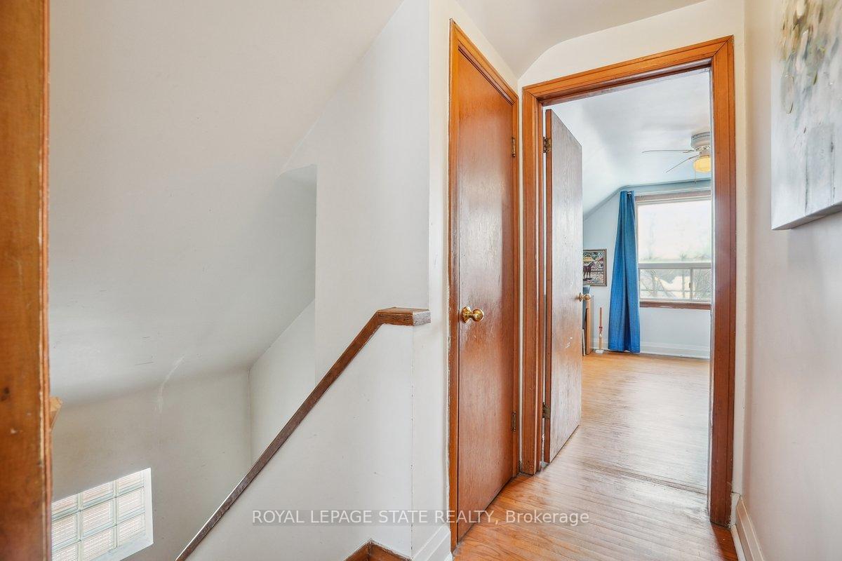 Photo 16 of 240 Cloverdale Avenue, Hamilton, Rosedale — HOMEH