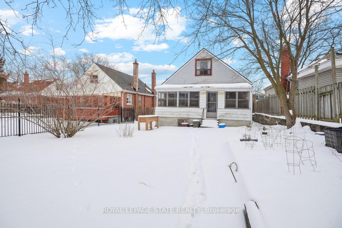 Photo 18 of 240 Cloverdale Avenue, Hamilton, Rosedale — HOMEH