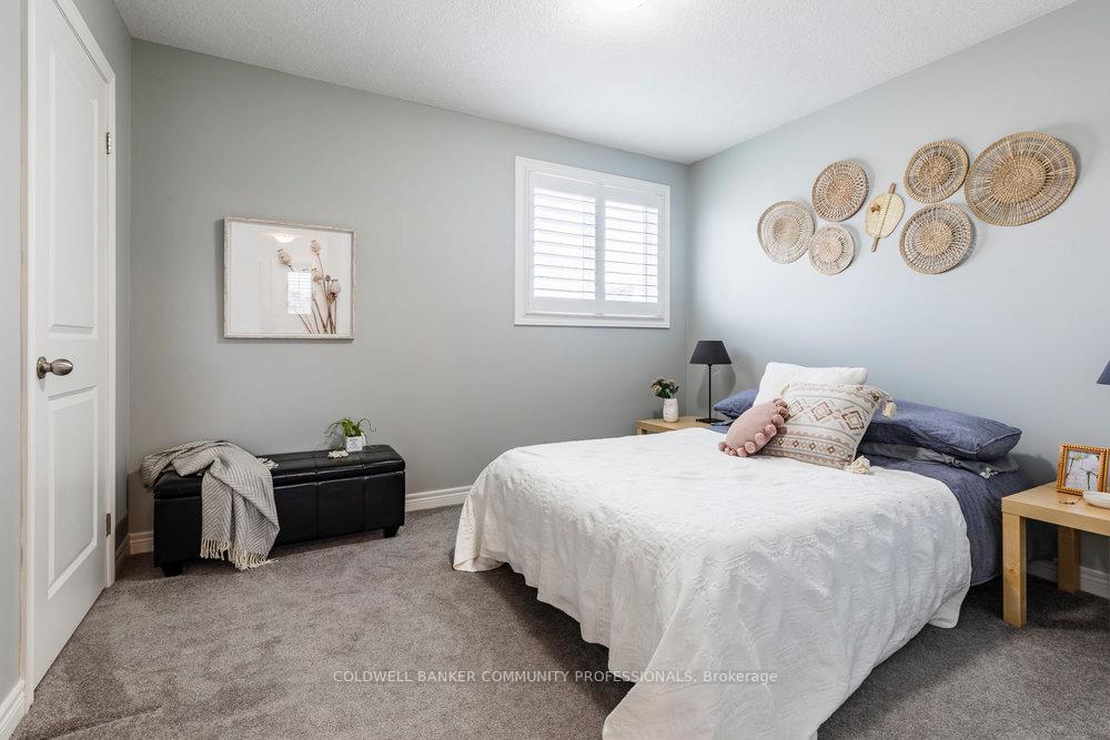 Photo 14 of 65 Crawford Drive, Hamilton, Kentley — HOMEH