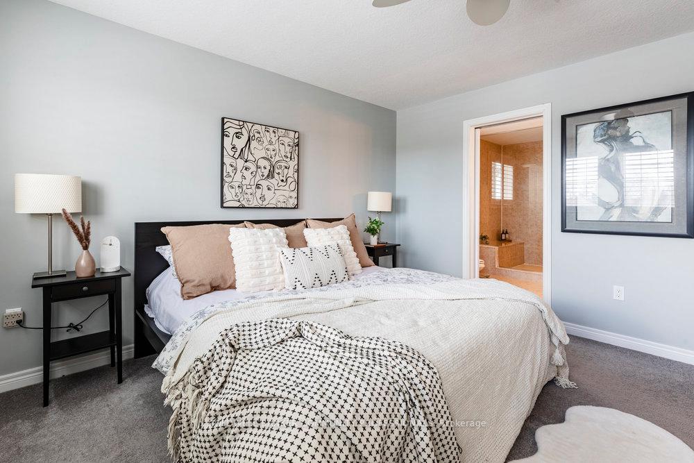 Photo 24 of 65 Crawford Drive, Hamilton, Kentley — HOMEH