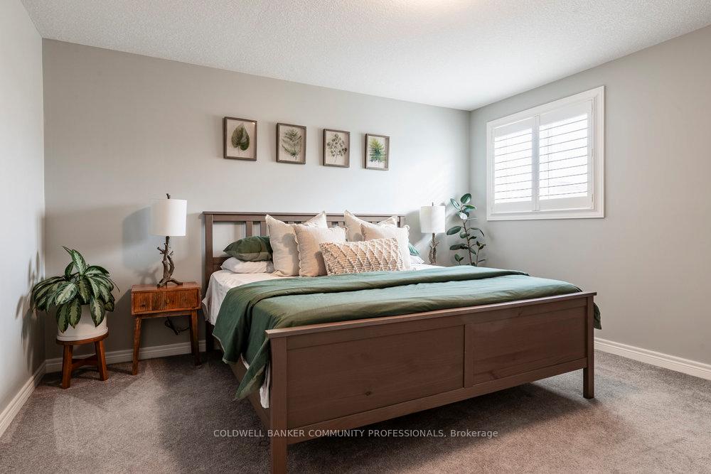 Photo 29 of 65 Crawford Drive, Hamilton, Kentley — HOMEH