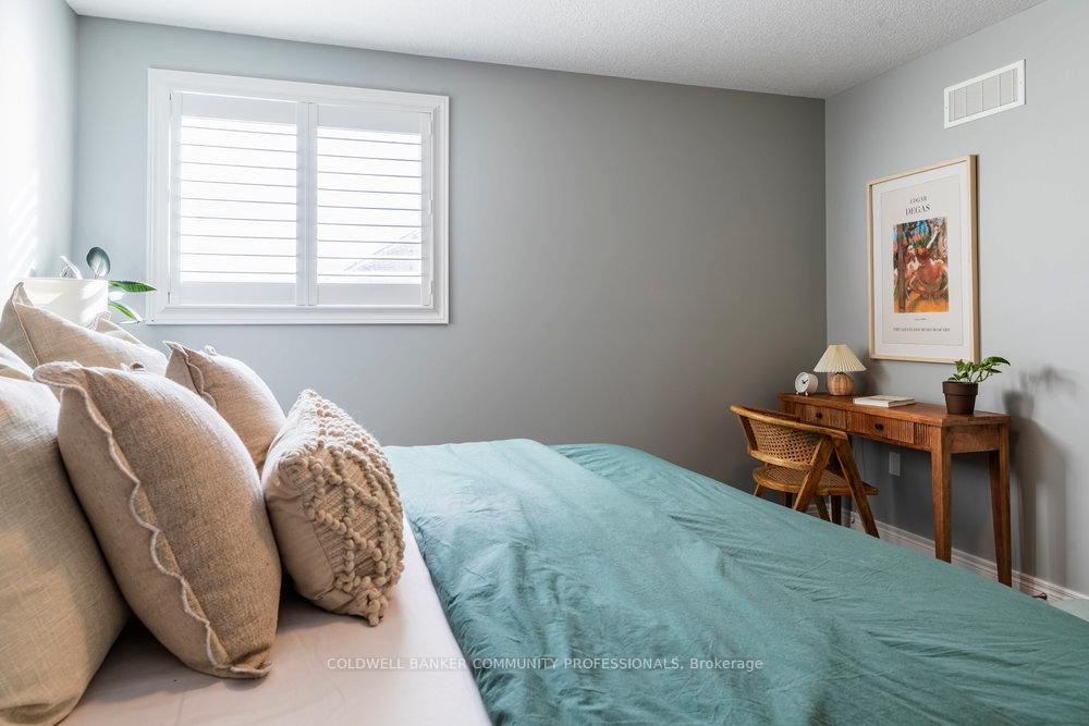 Photo 28 of 65 Crawford Drive, Hamilton, Kentley — HOMEH