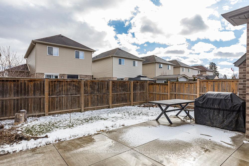 Photo 35 of 65 Crawford Drive, Hamilton, Kentley — HOMEH