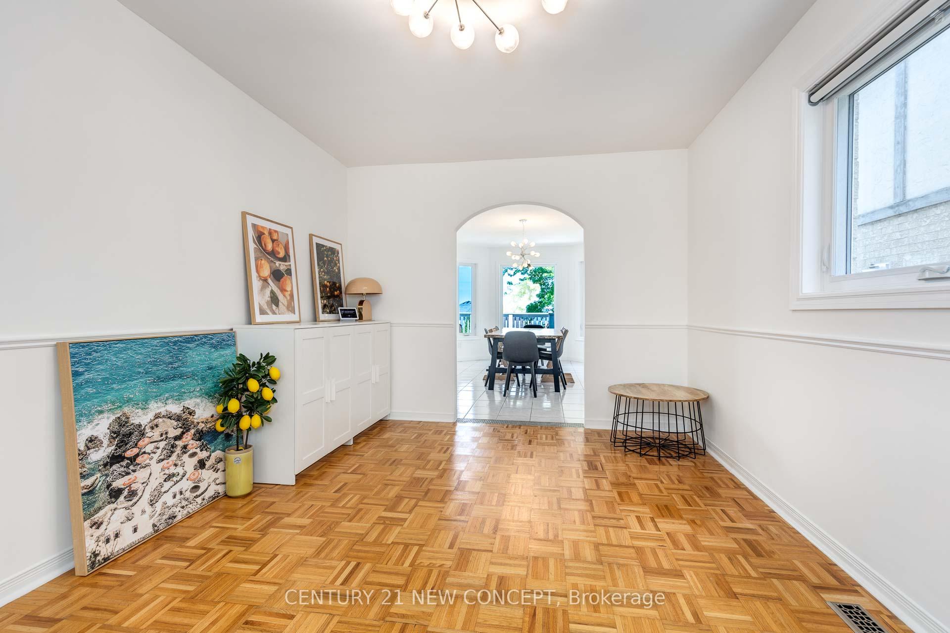 Photo 7 of 107 Primeau Drive, Aurora, Aurora Grove — HOMEH