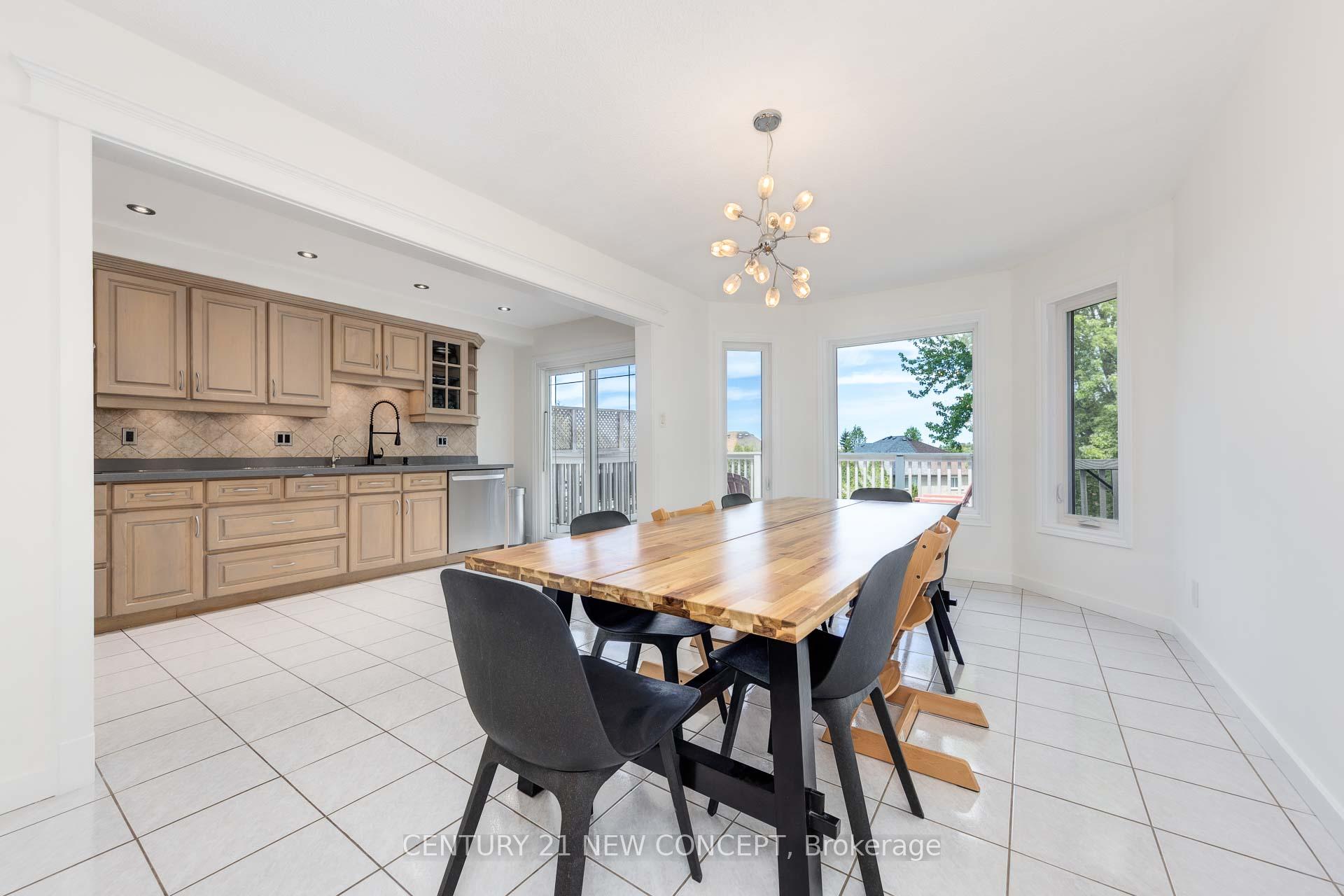 Photo 19 of 107 Primeau Drive, Aurora, Aurora Grove — HOMEH