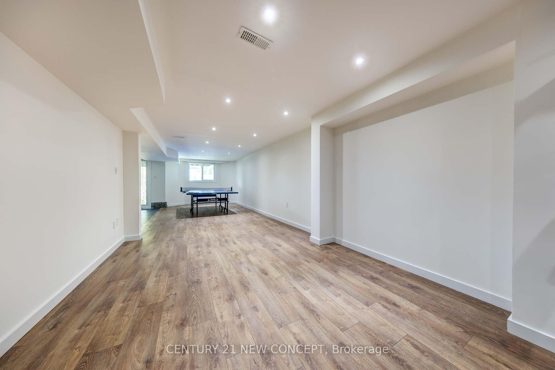 Photo 37 of 107 Primeau Drive, Aurora, Aurora Grove — HOMEH