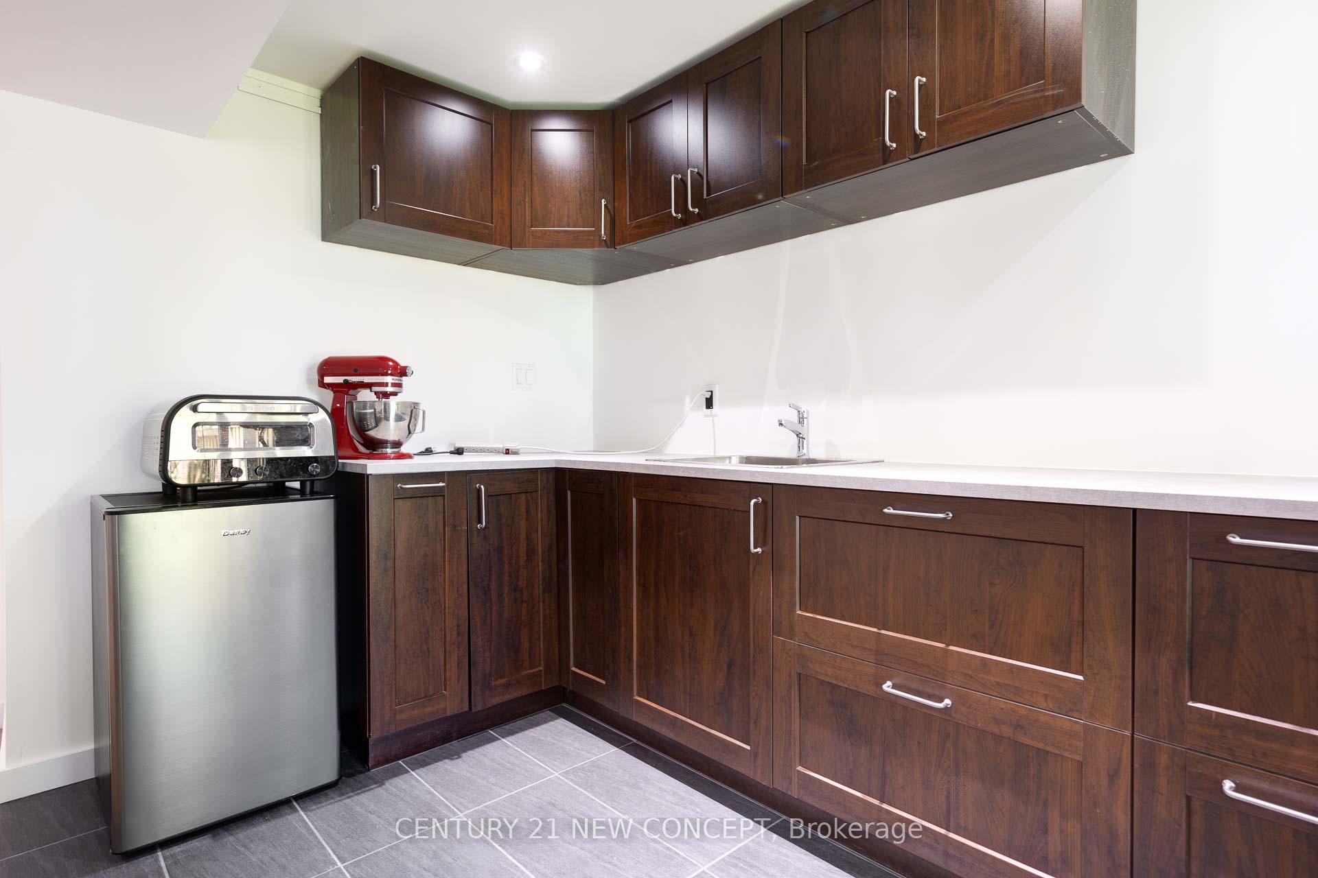 Photo 33 of 107 Primeau Drive, Aurora, Aurora Grove — HOMEH