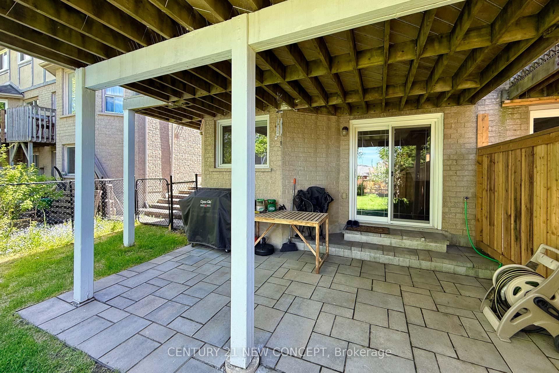 Photo 34 of 107 Primeau Drive, Aurora, Aurora Grove — HOMEH