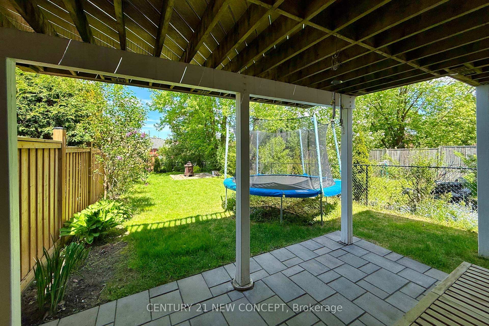 Photo 39 of 107 Primeau Drive, Aurora, Aurora Grove — HOMEH