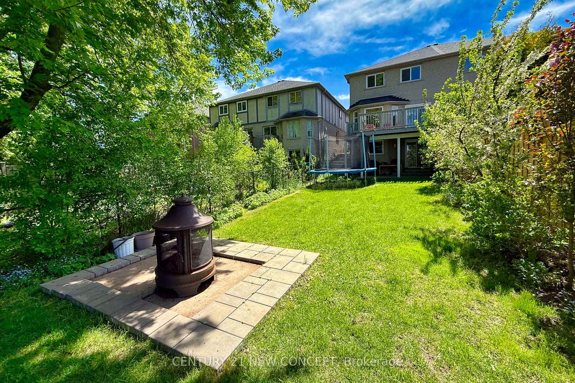 Photo 43 of 107 Primeau Drive, Aurora, Aurora Grove — HOMEH